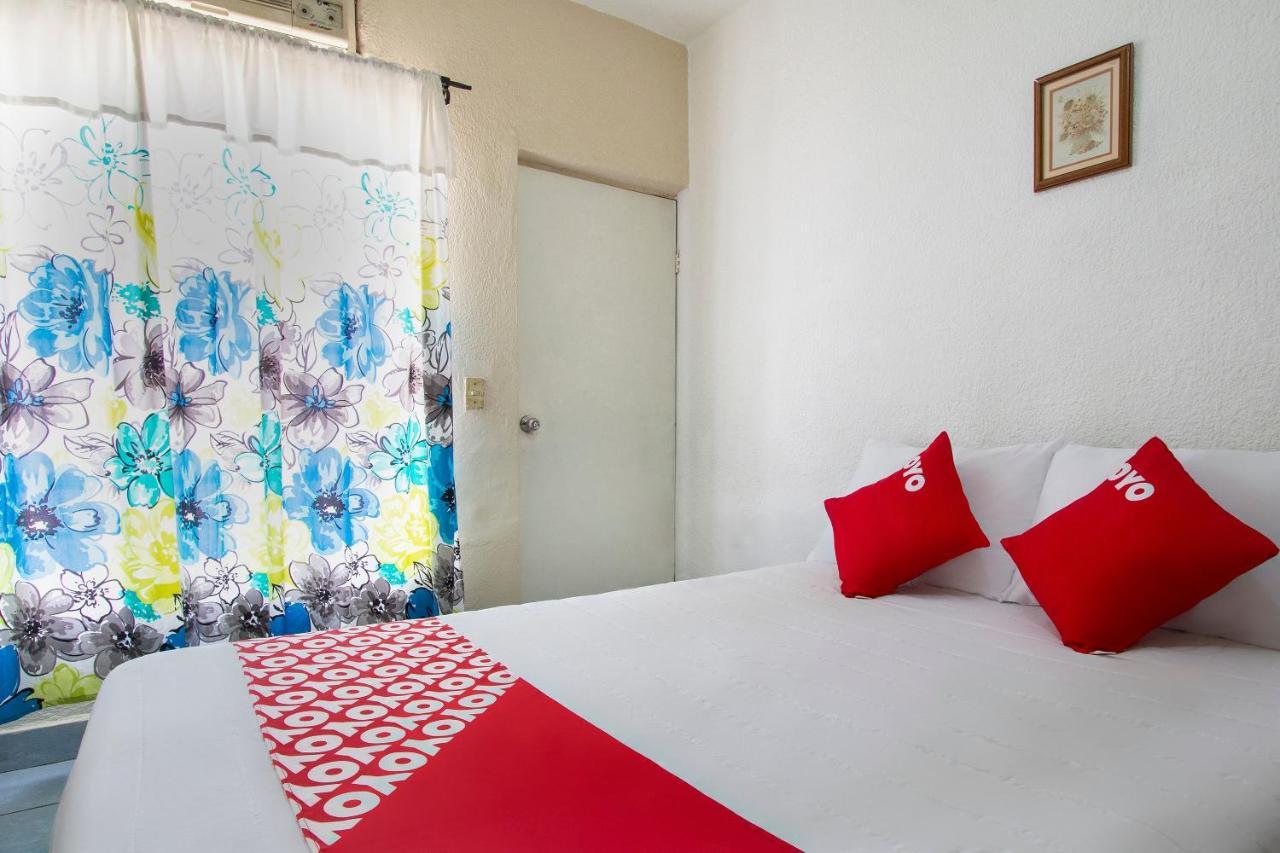 Oyo Casa De Huespedes San Jose Hotel Guaymas Exterior photo