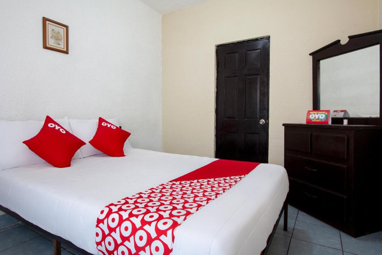 Oyo Casa De Huespedes San Jose Hotel Guaymas Exterior photo