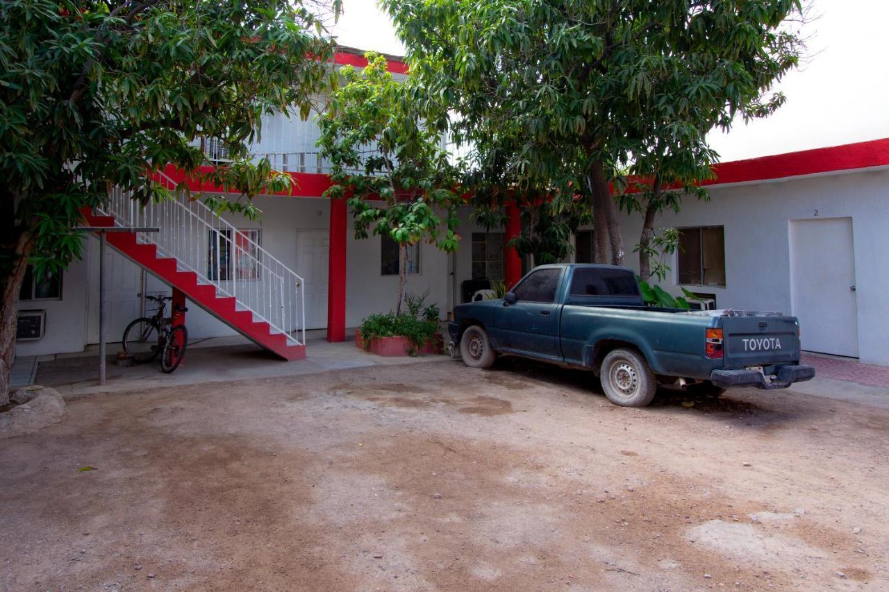 Oyo Casa De Huespedes San Jose Hotel Guaymas Exterior photo