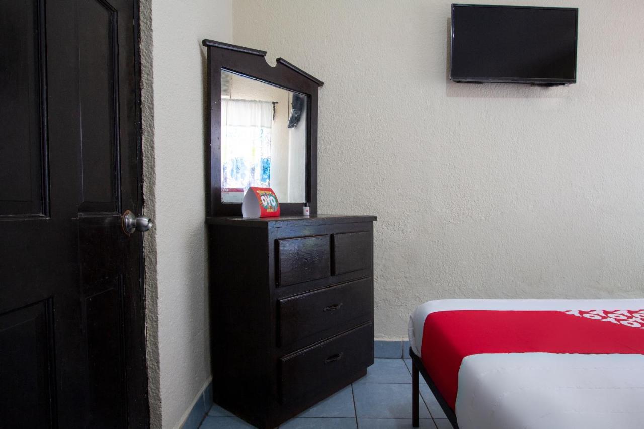 Oyo Casa De Huespedes San Jose Hotel Guaymas Exterior photo
